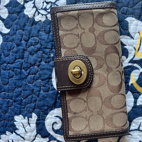 Coach Wallet - Picture 3 of 3